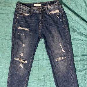 DONT fit anymore, looking for 25$ for these since I payed 59$ wore a few times.